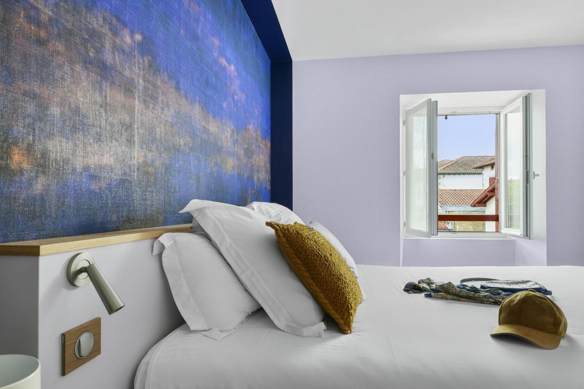 Hotel Argia Hasparren Bagian luar foto